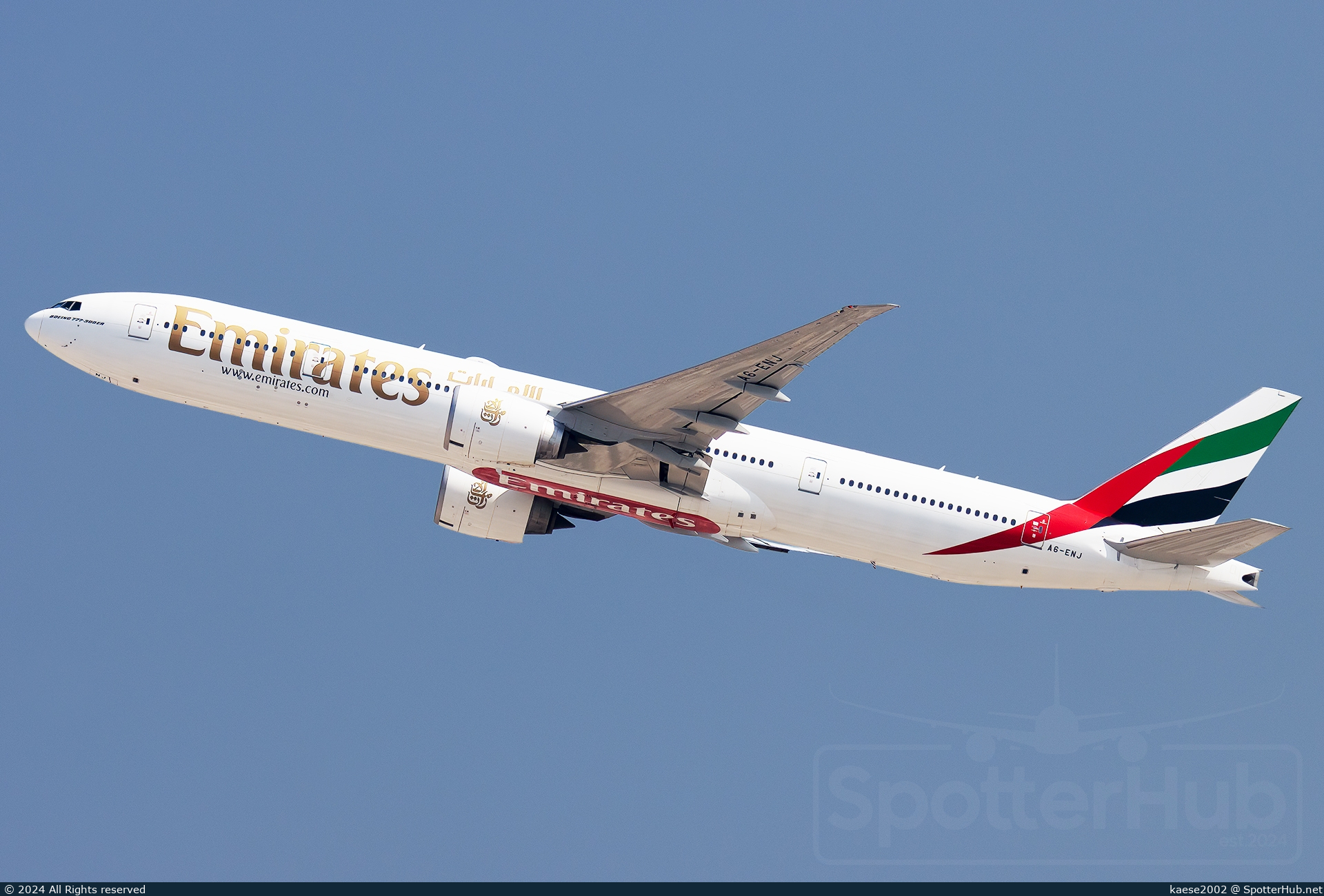 Photo of A6-ENJ - Boeing 777-31H(ER) operated by Emirates