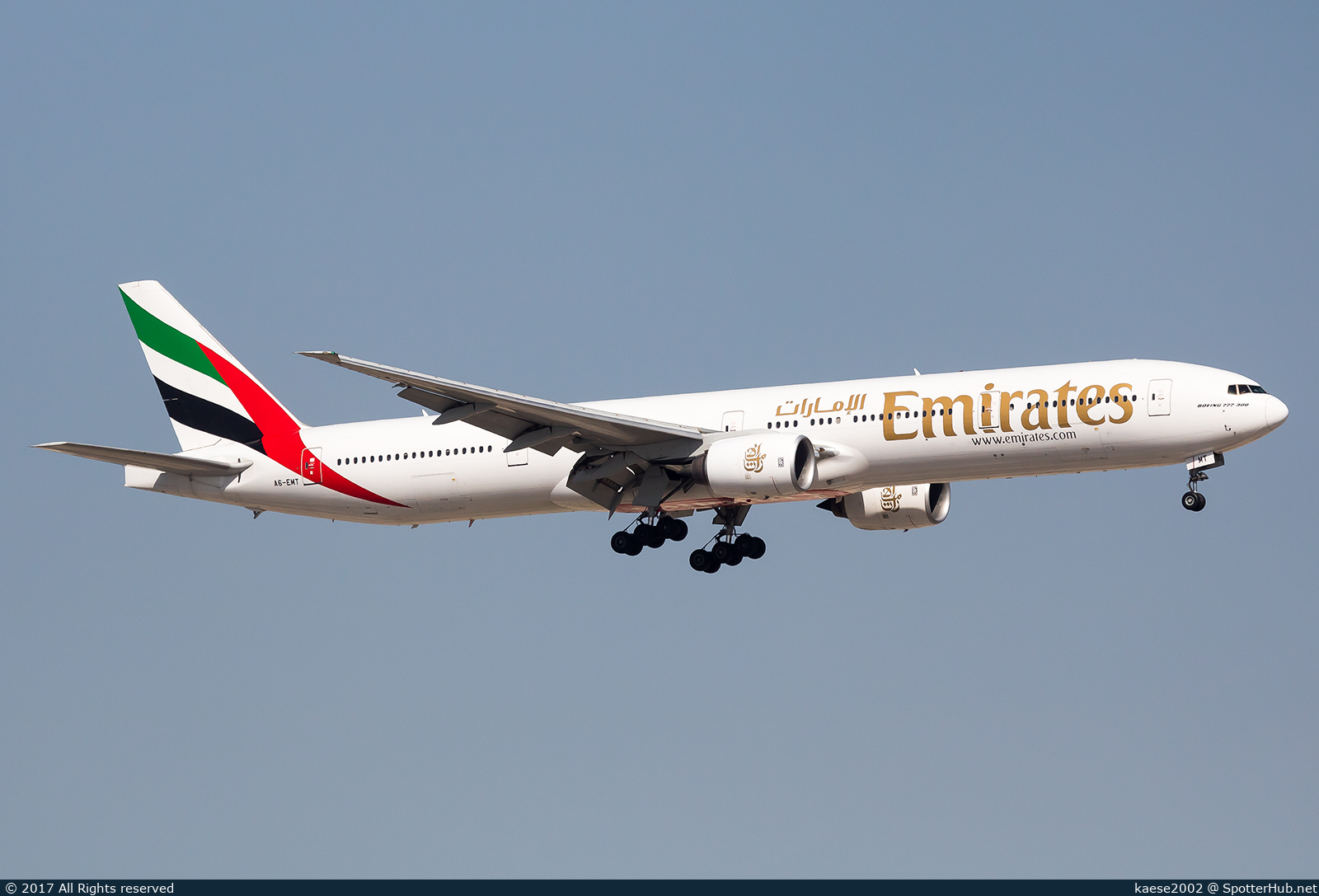 Photo of A6-EMT - Boeing 777-31H operated by Emirates