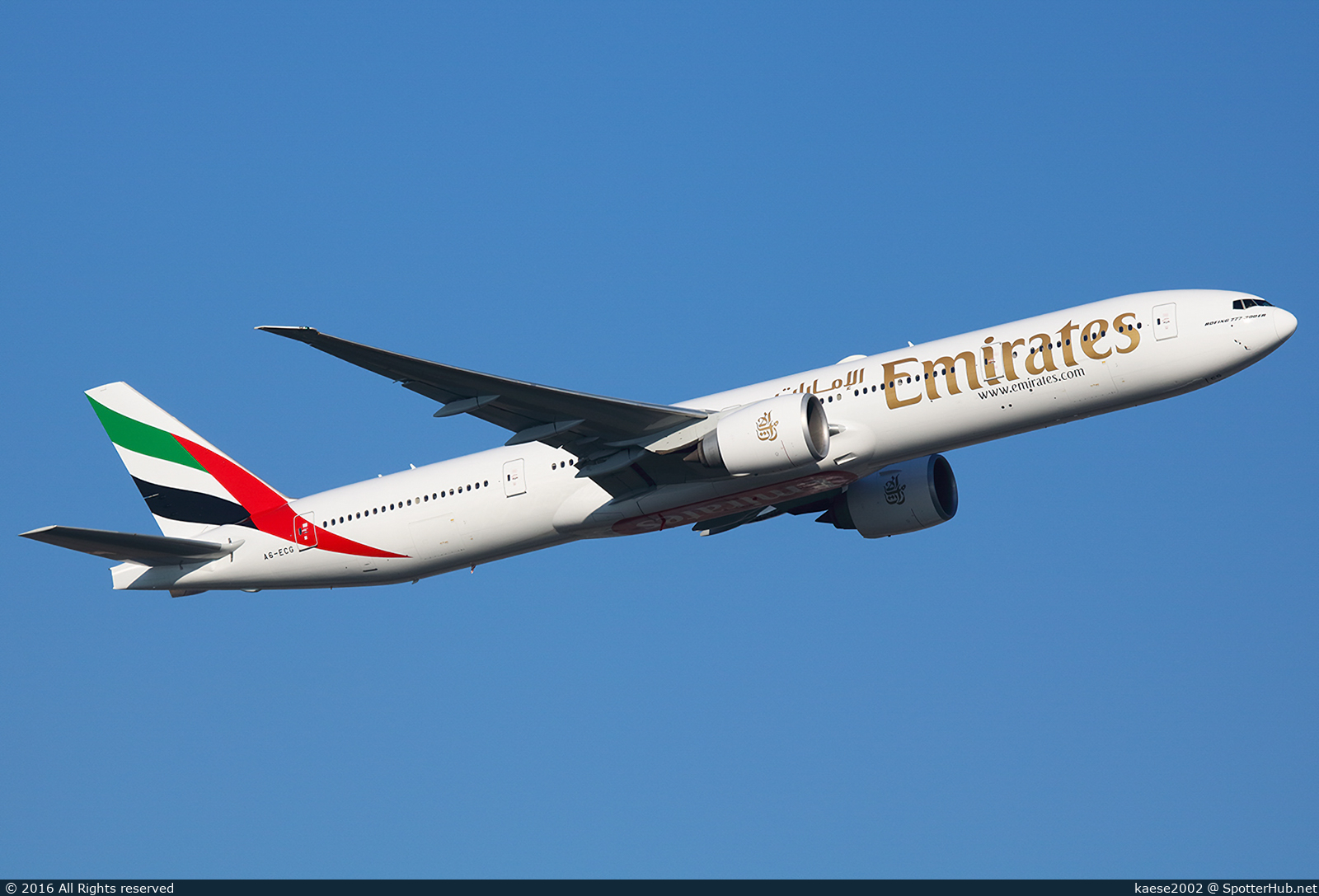 Photo of A6-ECG - Boeing 777-31H(ER) operated by Emirates