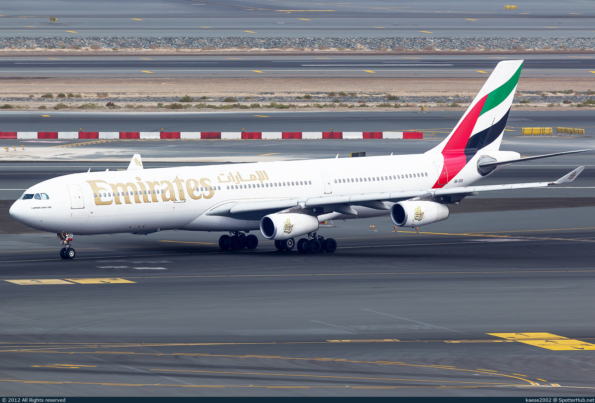Photo of A6-ERS - Airbus A340-313 operated by Emirates