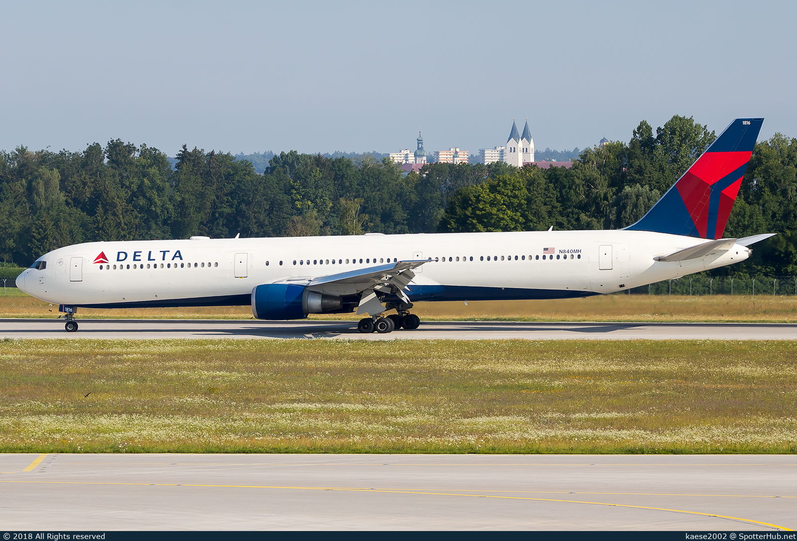 Photo of N840MH - Boeing 767-432(ER) operated by Delta Air Lines