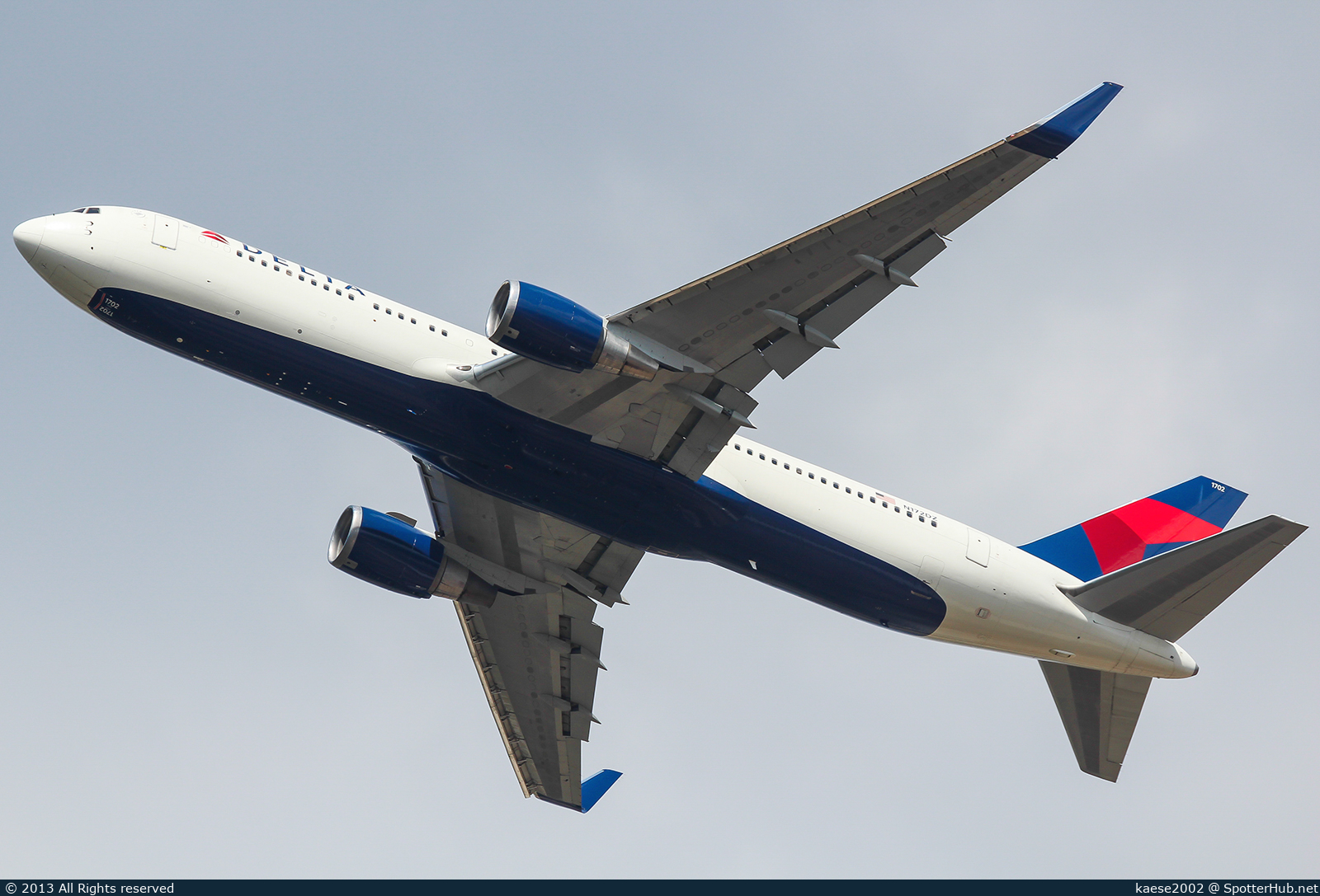 Photo of N172DZ - Boeing 767-332(ER) operated by Delta Air Lines