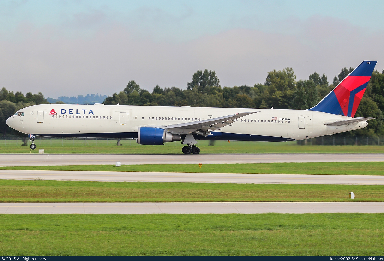 Photo of N839MH - Boeing 767-432(ER) operated by Delta Air Lines