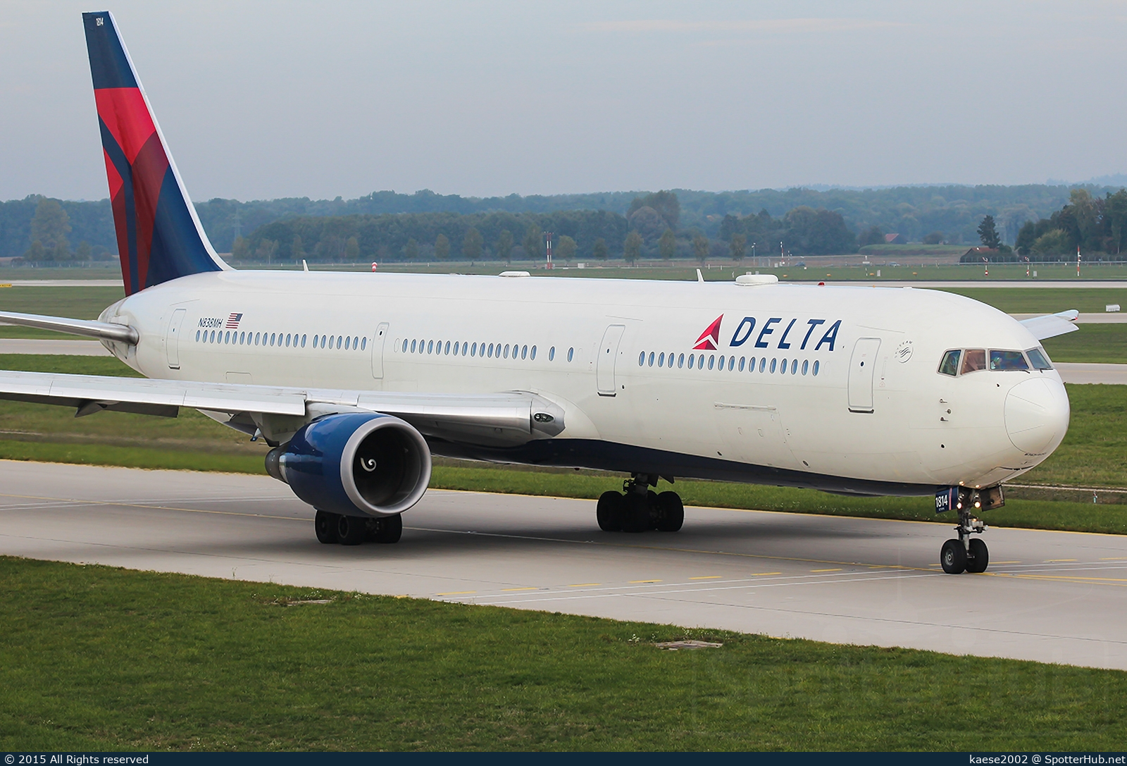 Photo of N838MH - Boeing 767-432(ER) operated by Delta Air Lines