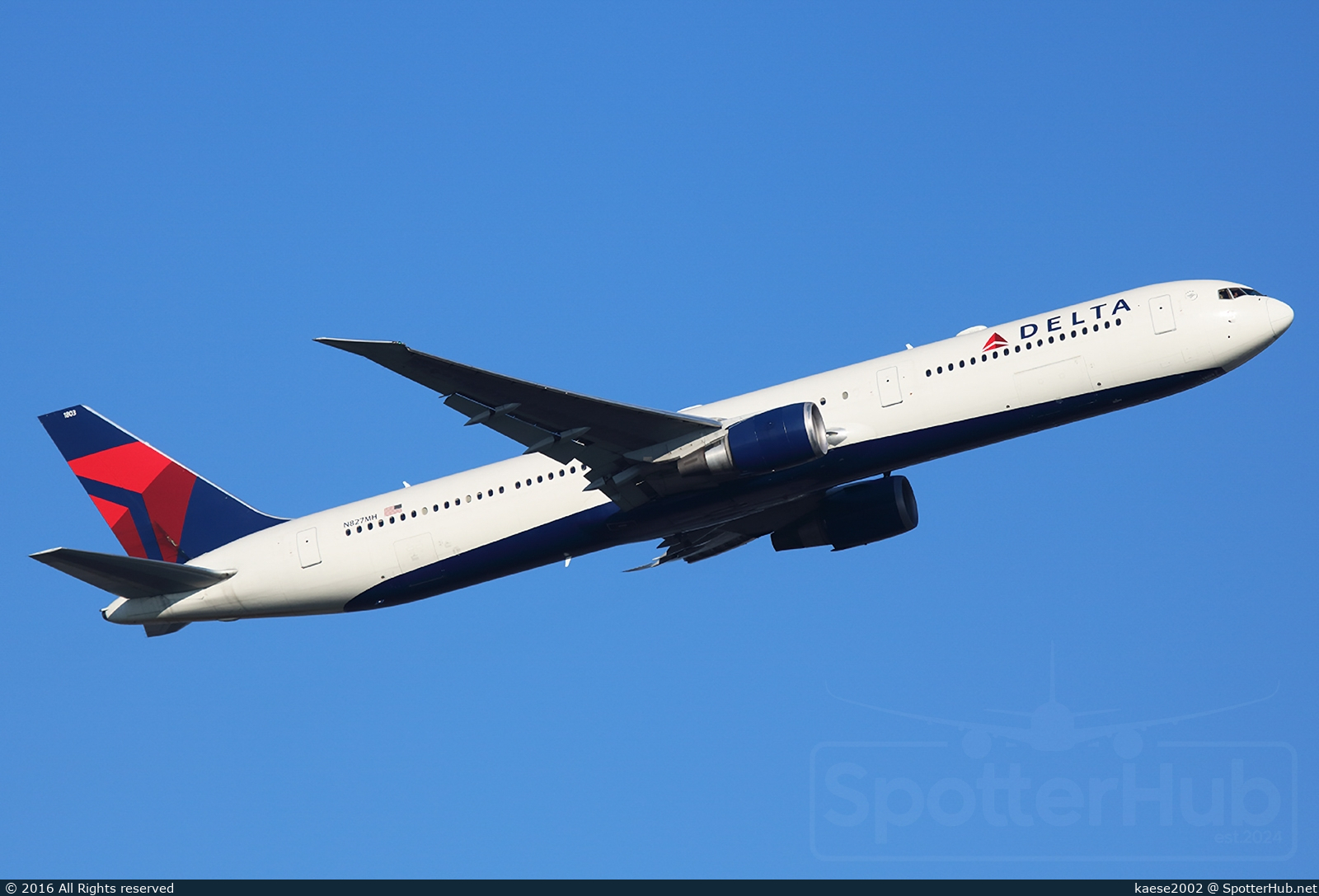 Photo of N827MH - Boeing 767-432(ER) operated by Delta Air Lines