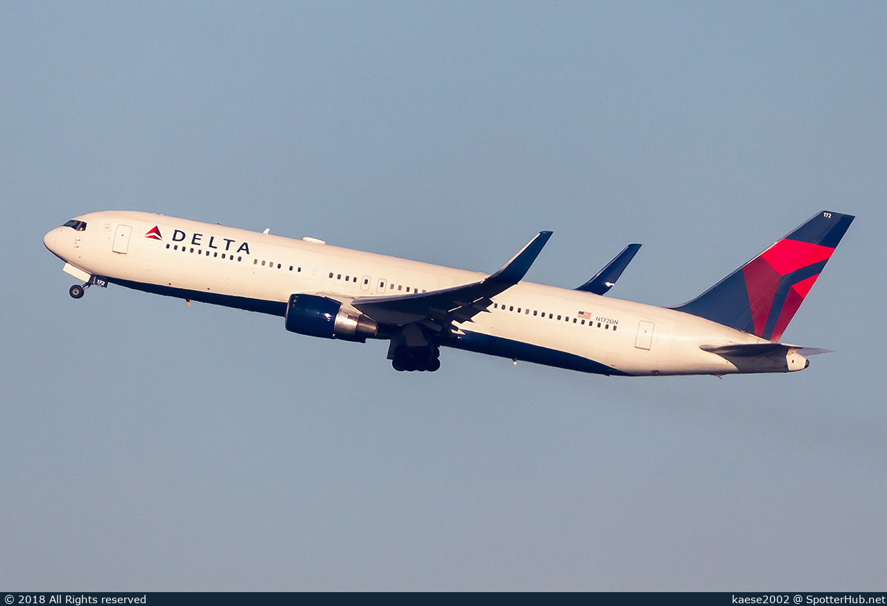 Photo of N172DN - Boeing 767-332(ER) operated by Delta Air Lines