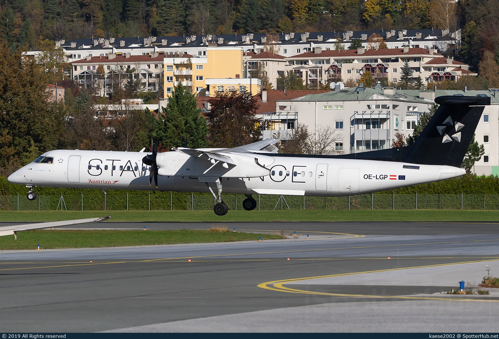 Photo of OE-LGP - Bombardier DHC-8-402 Dash 8 Q400 operated by Austrian Airlines