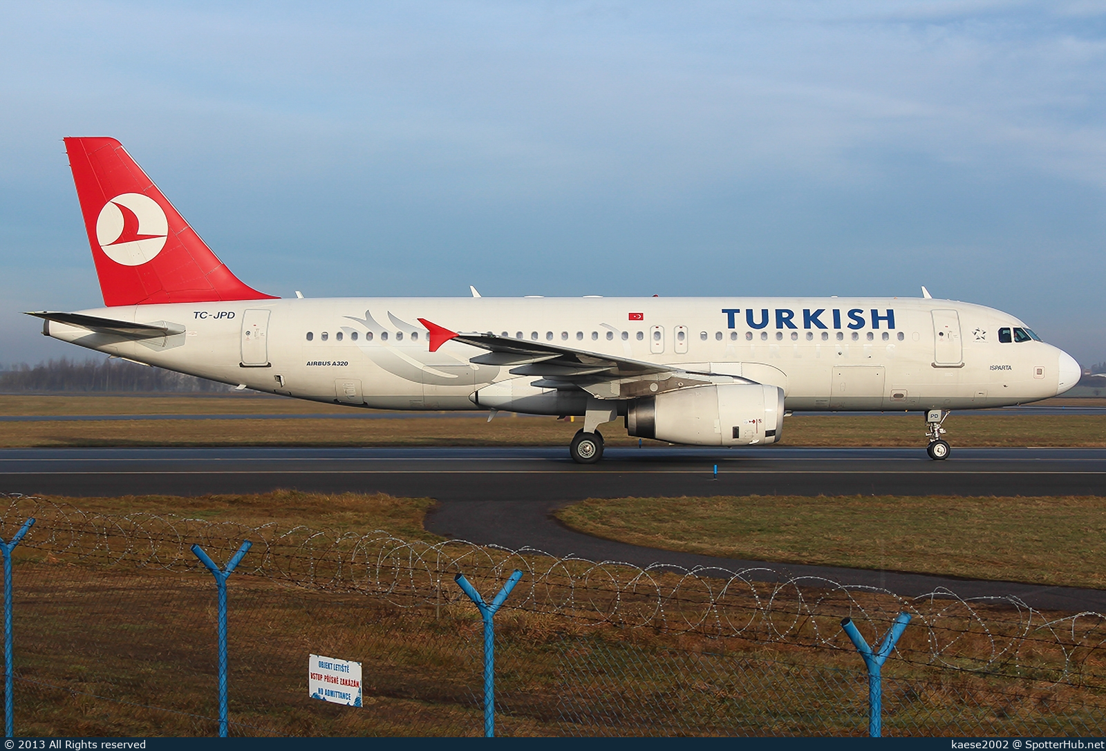 Photo of TC-JPD - Airbus A320-232 operated by Turkish Airlines