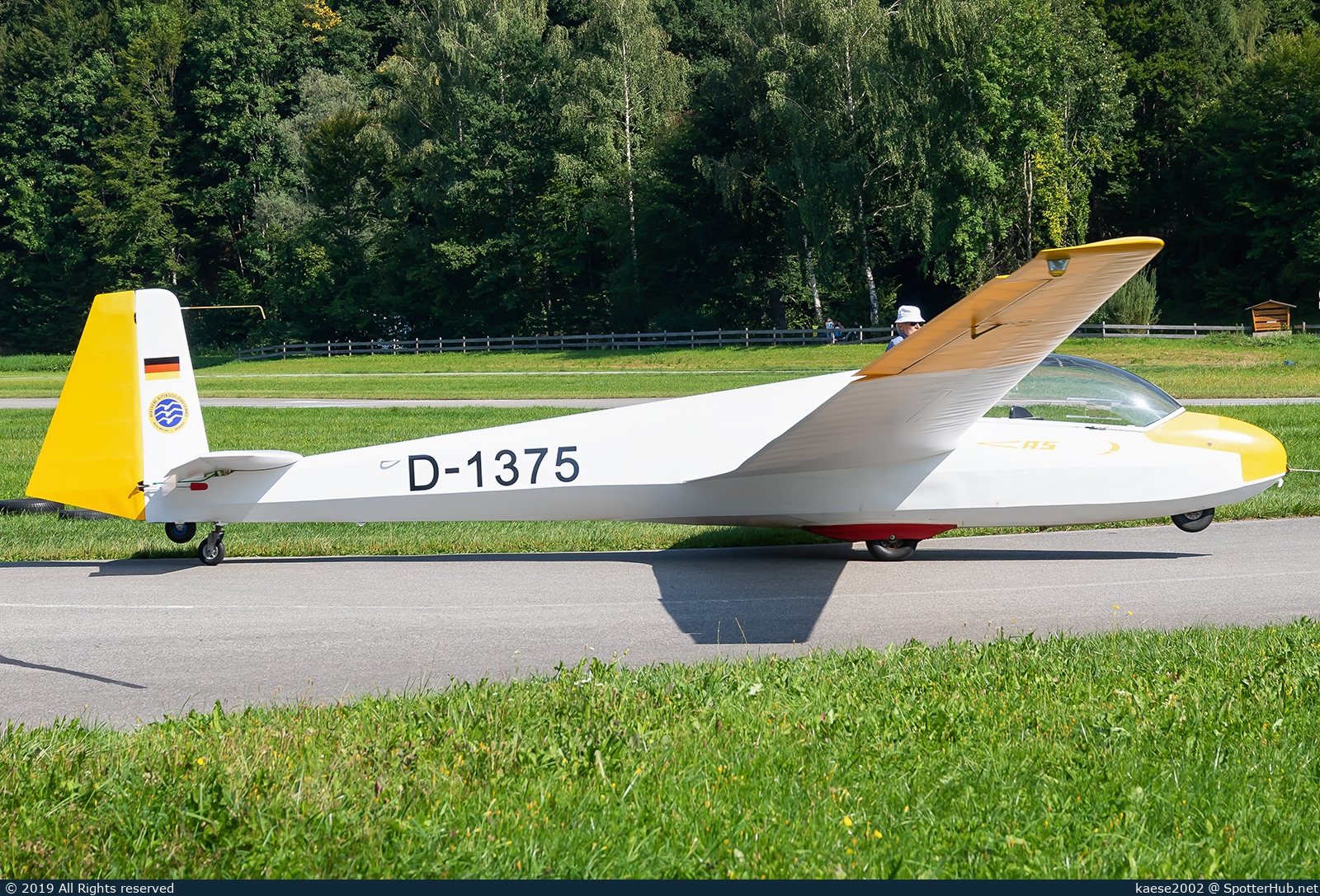 Photo of D-1375 - Schleicher ASK 13 operated by Deutsche Alpensegelflugschule Unterwössen