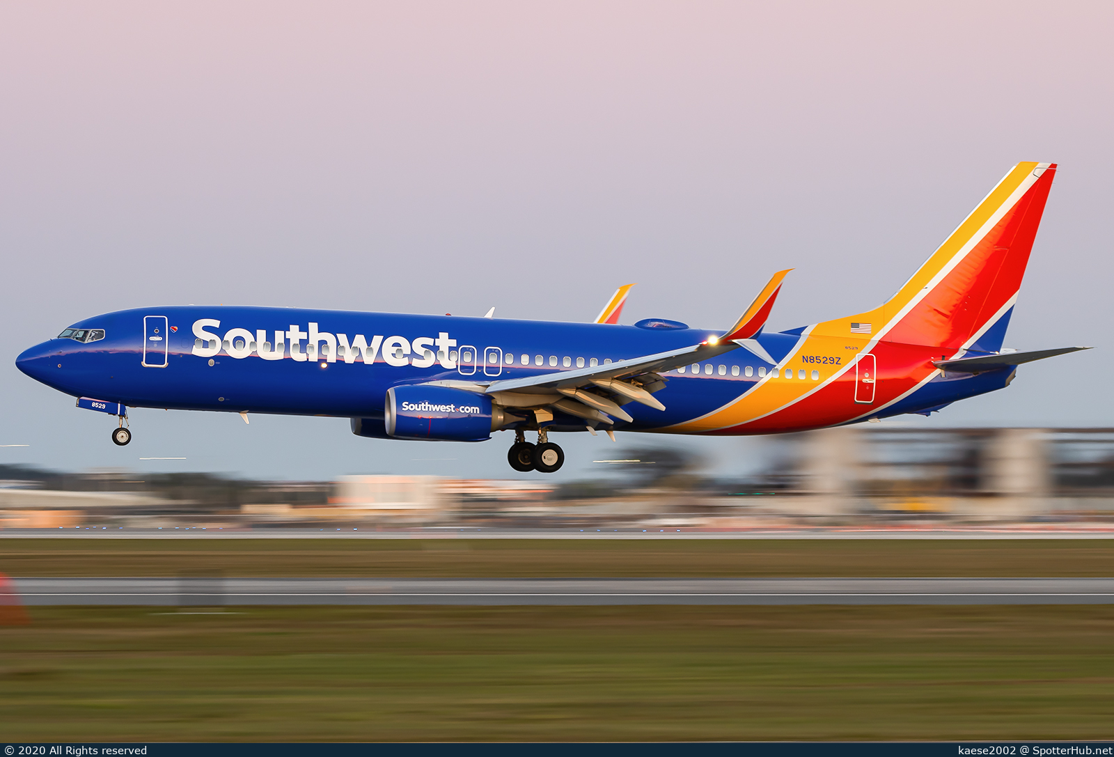 Photo of N8529Z - Boeing 737-8H4 operated by Southwest Airlines