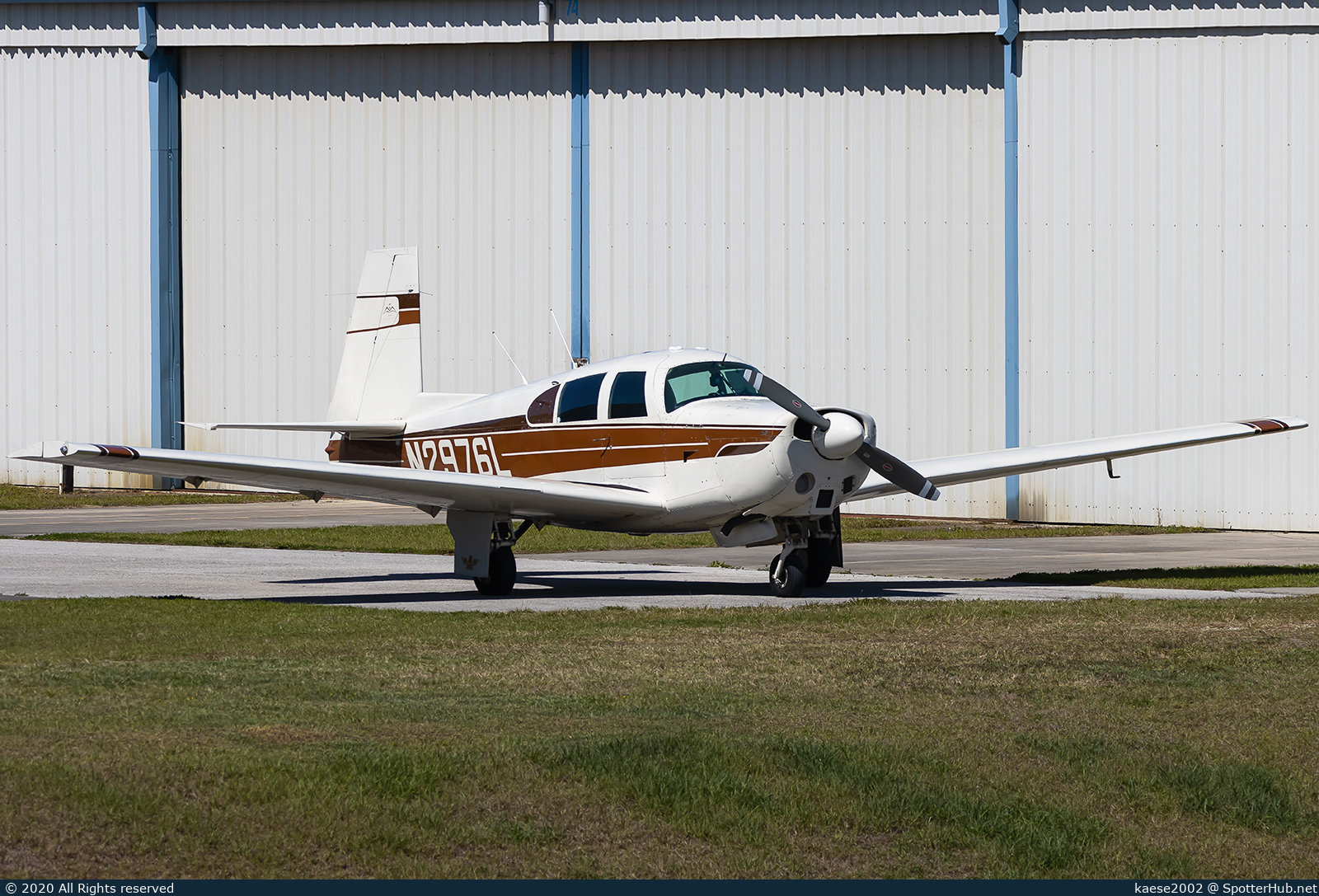 Photo of N2976L - Mooney M20C Mark 21 operated by Private
