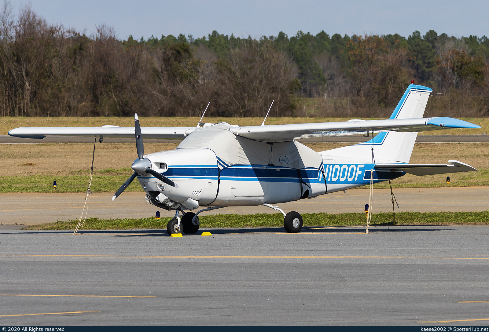 Photo of N1000F - Cessna T210L Turbo Centurion II operated by Private