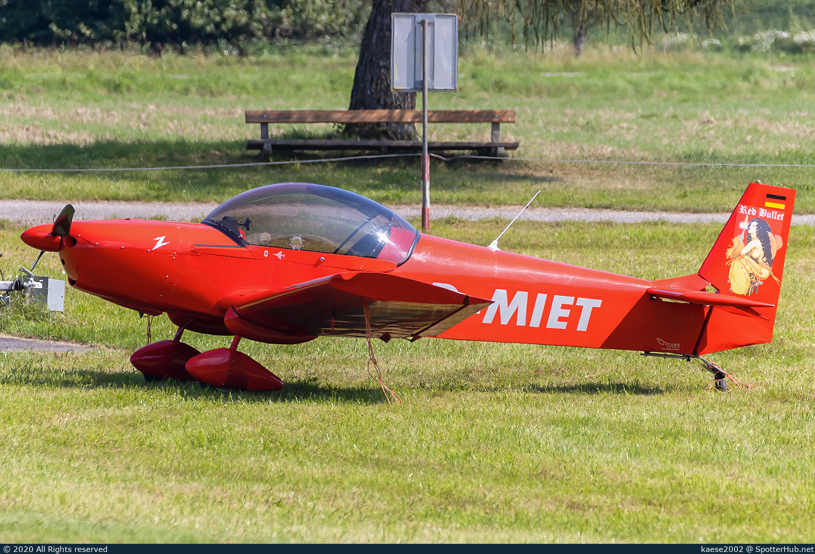 Photo of D-MIET - Roland Z-602 operated by Private