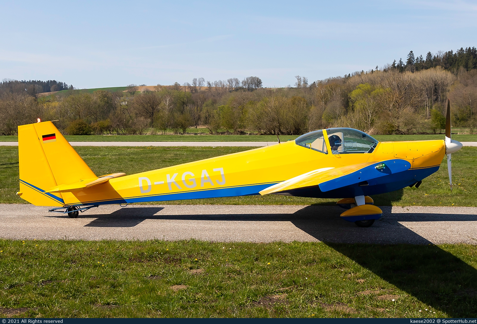 Photo of D-KGAJ - Scheibe SF 25C Rotax-Falke operated by Ikarus Luftsportclub Schleißheim