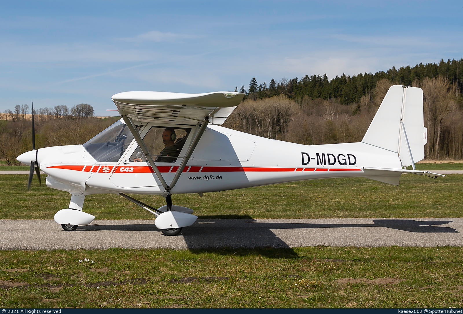 Photo of D-MDGD - Comco Ikarus C42 operated by DGFC Rottal-Inn
