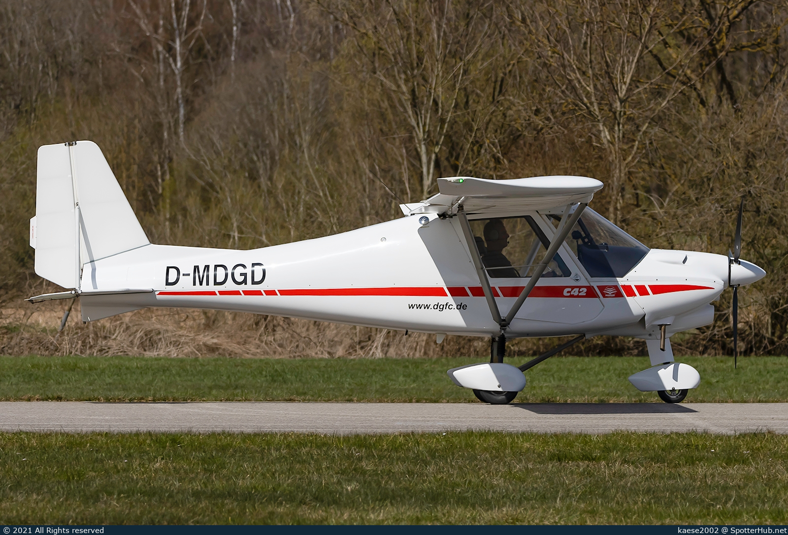 Photo of D-MDGD - Comco Ikarus C42 operated by DGFC Rottal-Inn
