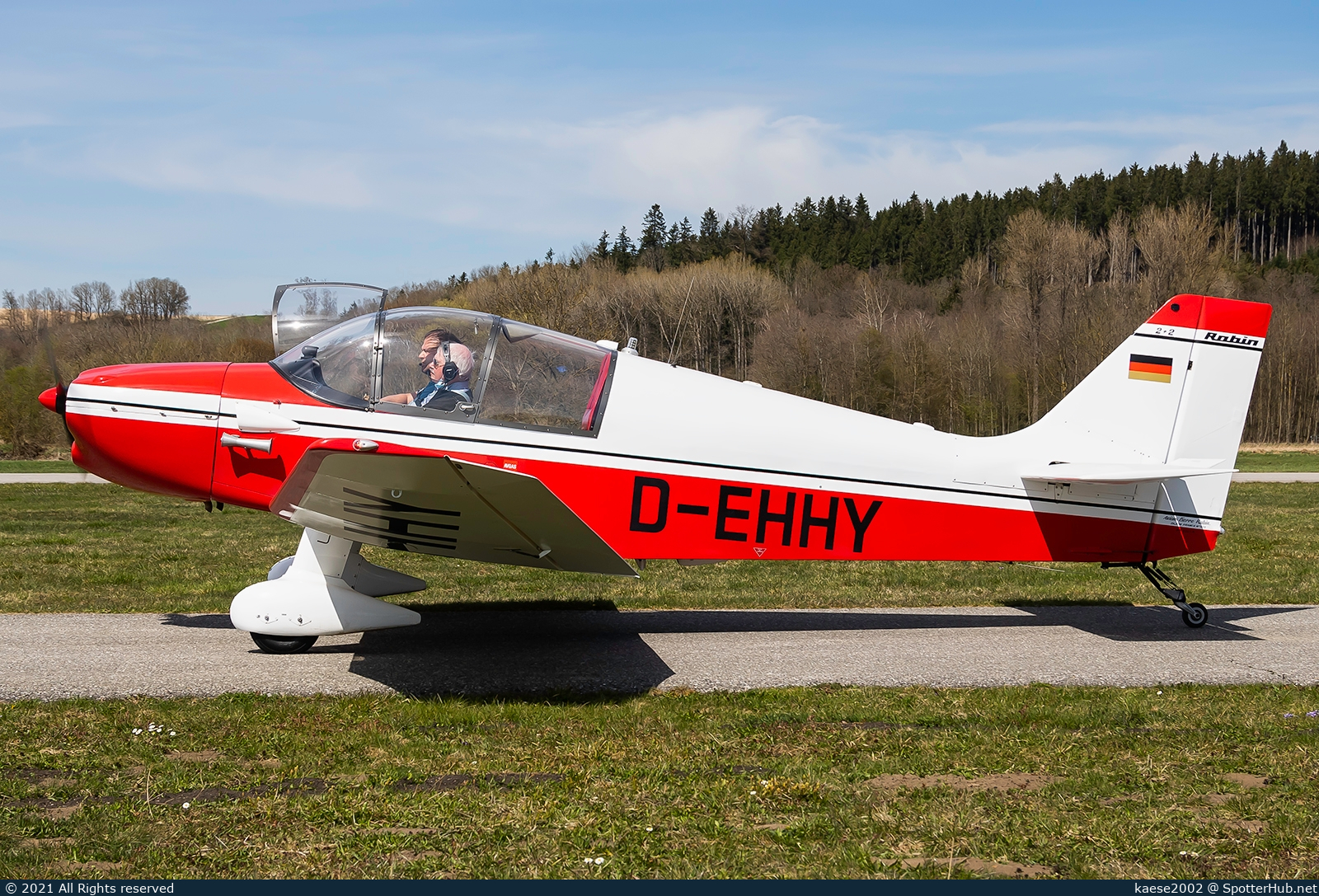 Photo of D-EHHY - Robin DR220 2+2 operated by Private