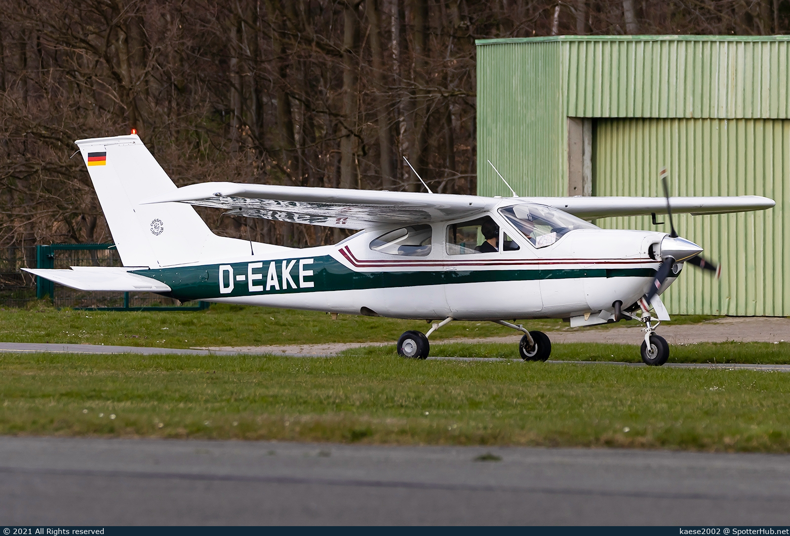 Photo of D-EAKE - Reims-Cessna F177RG Cardinal RG operated by Private