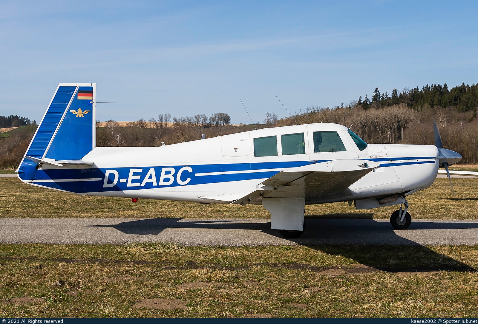 Photo of D-EABC - Mooney M20F Executive 21 operated by Private