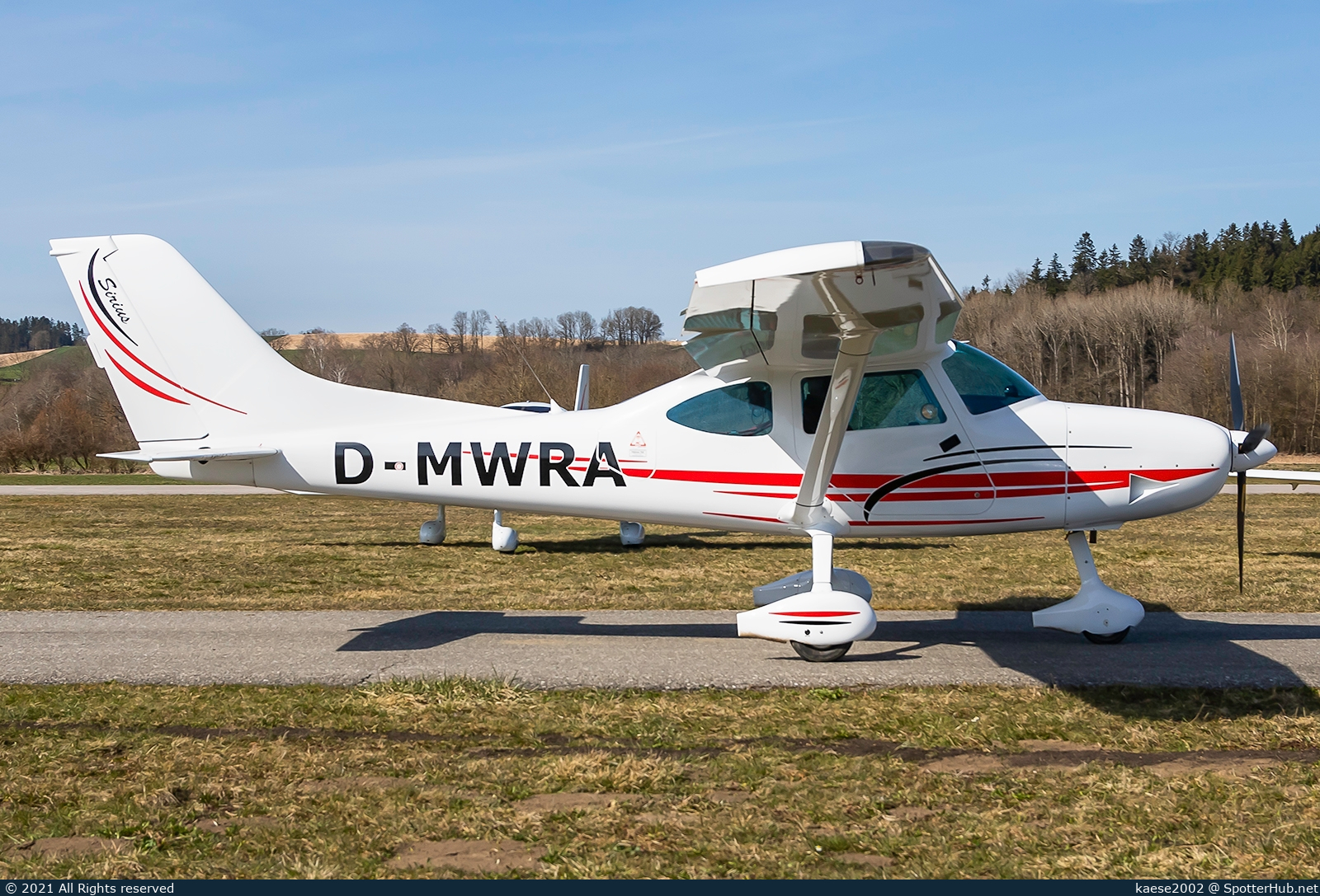 Photo of D-MWRA - TL Ultralight TL-3000 Sirius operated by Private