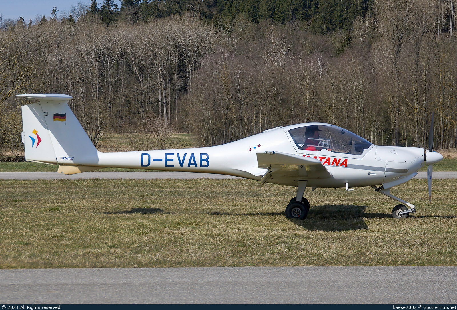 Photo of D-EVAB - Diamond DV20-100 Katana operated by Flugsportverein Passau-Fürstenzell