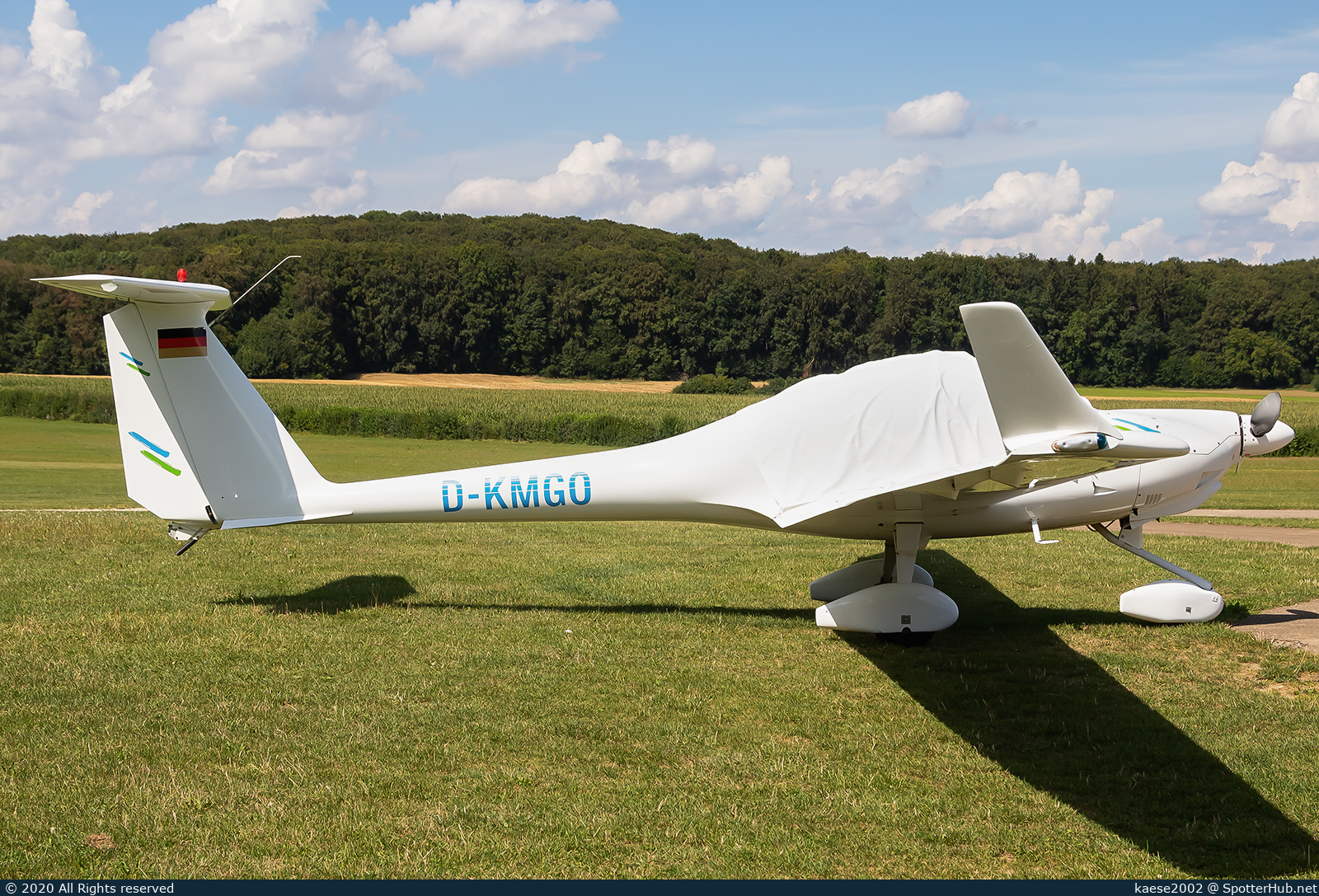 Photo of D-KMGO - Diamond HK36TTC Super Dimona