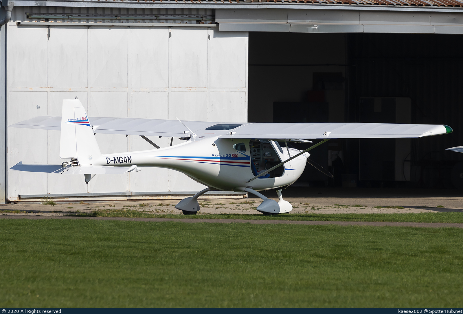 Photo of D-MGAN - Remos G3/600 Mirage operated by Luftsportverein Günzburg