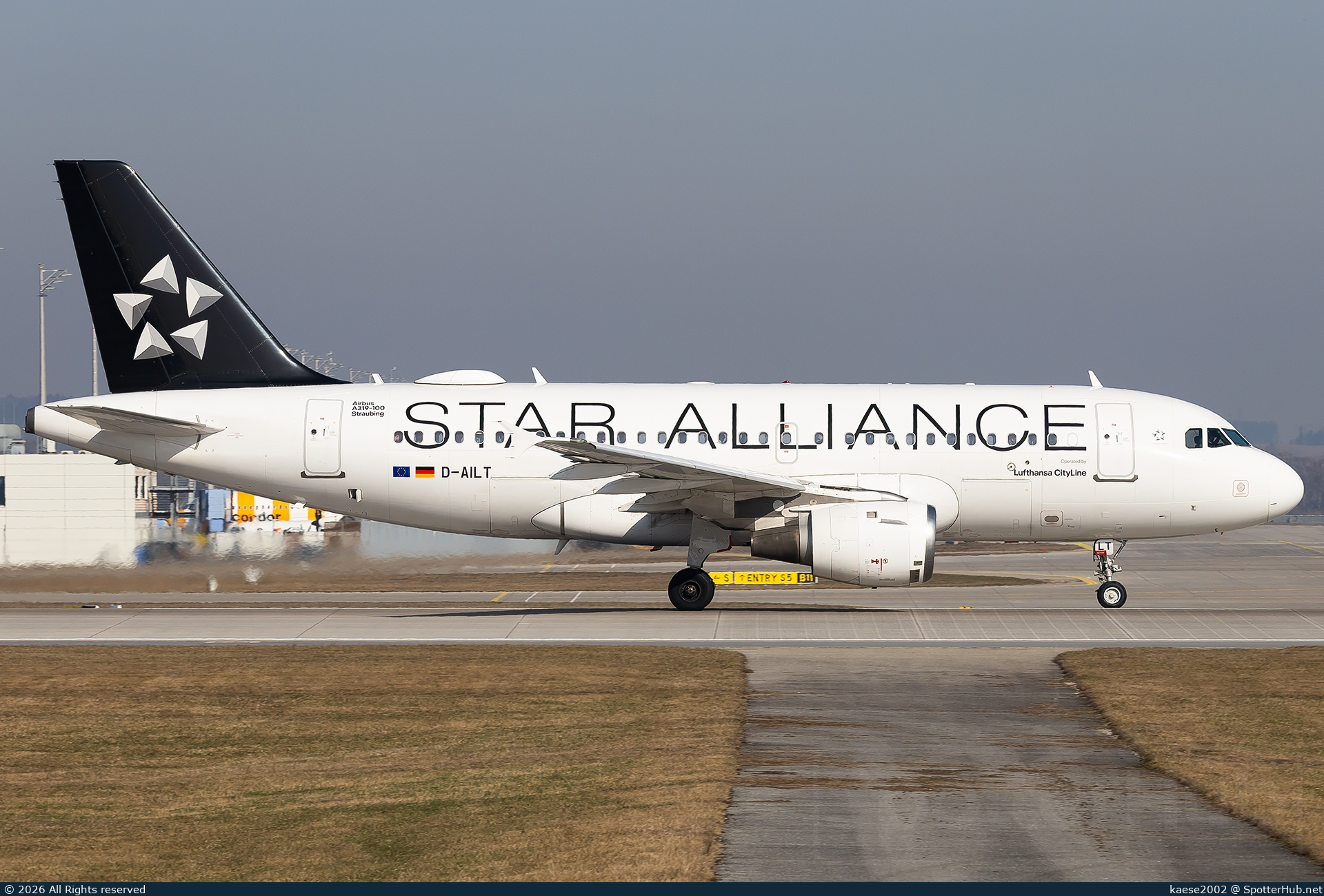 Photo of D-AILT - Airbus A319-114 operated by Lufthansa CityLine