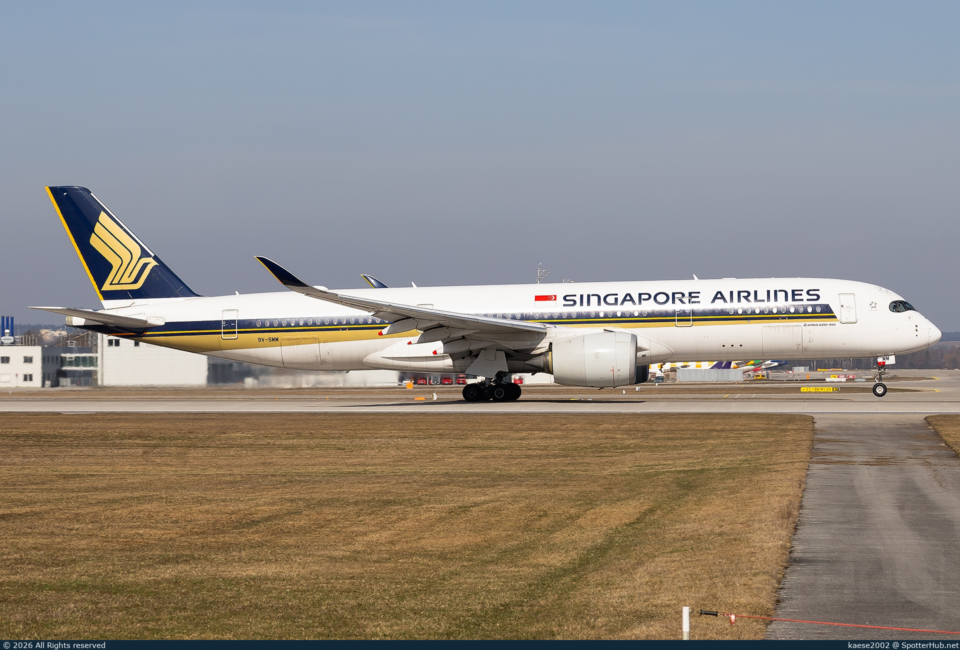 Photo of 9V-SMM - Airbus A350-941 operated by Singapore Airlines
