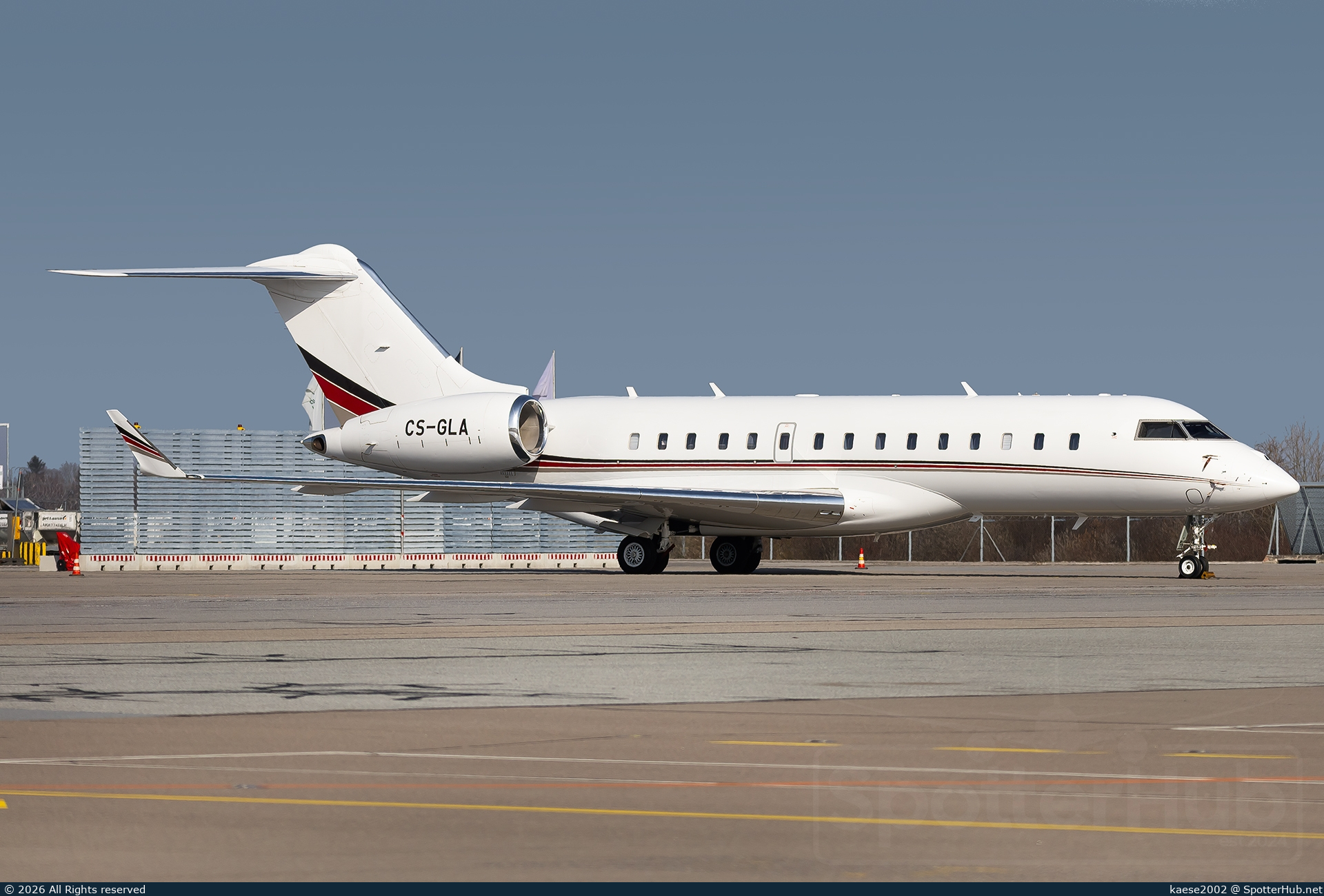 Photo of CS-GLA - Bombardier Global 6000 operated by NetJets Europe