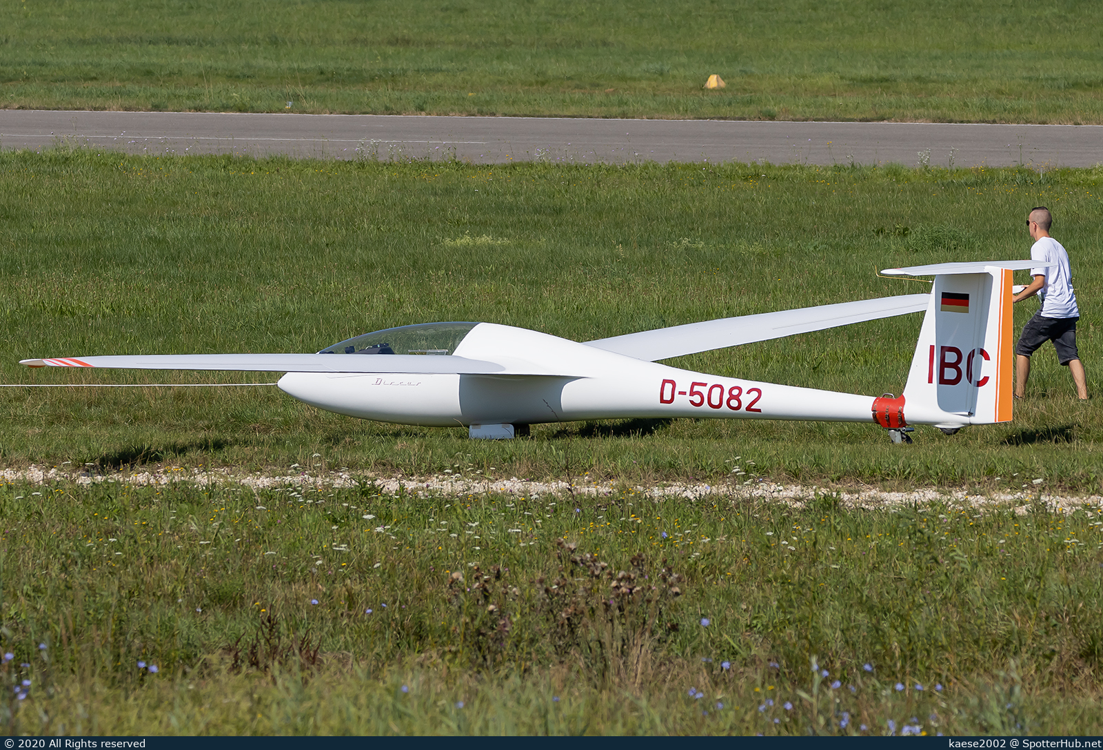 Photo of D-5082 - Schempp-Hirth Discus b operated by Luftsportverein Biberach