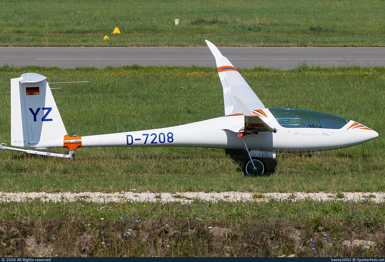 Photo of D-7208 - Schempp-Hirth Discus 2c operated by Fliegergruppe Kornwesthei