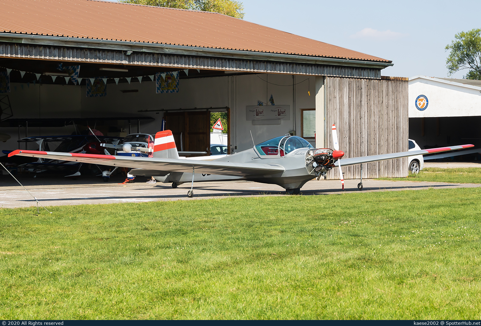 Photo of OE-9111 - Alpla Avo 68V Samburo operated by Private