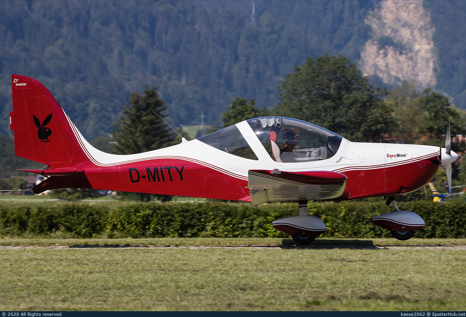 Photo of D-MITY - Evektor EuroStar SL operated by Luftsportgemeinschaft Oberallgäu