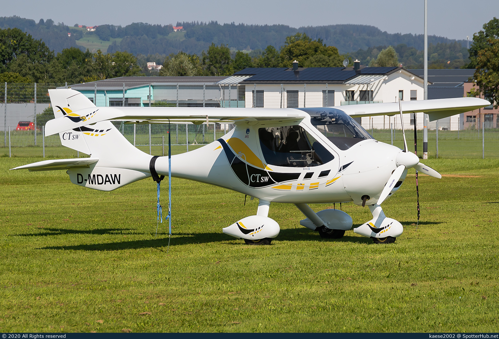 Photo of D-MDAW - Flight Design CTsw operated by Private