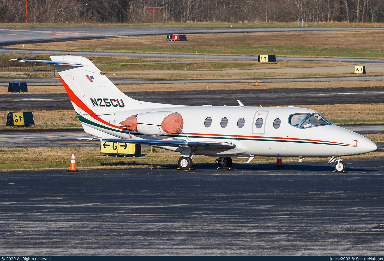 Photo of N25CU - Hawker Beechcraft 400A operated by United Bottling Management
