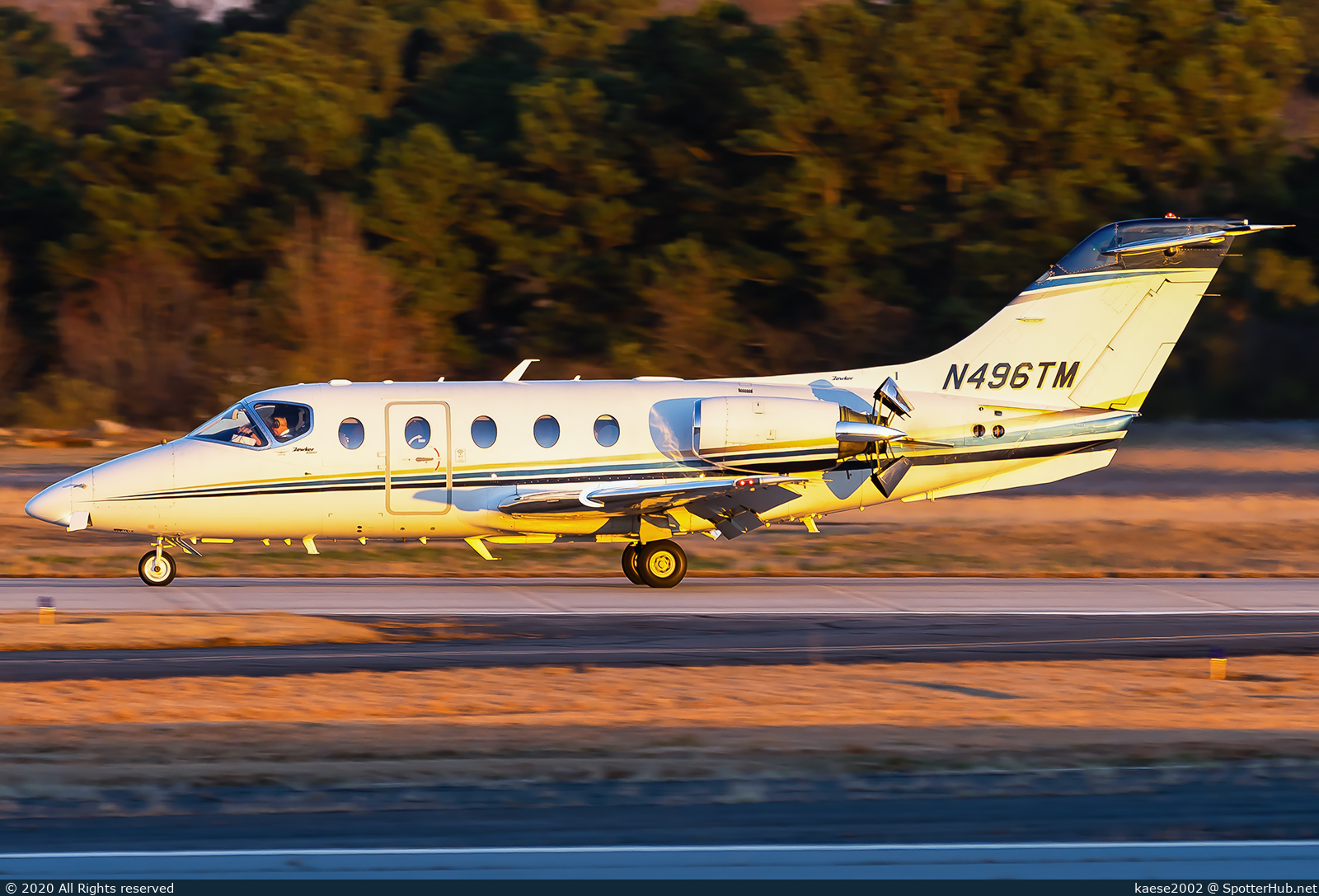 Photo of N496TM - Hawker Beechcraft 400XP operated by Travel Management Company