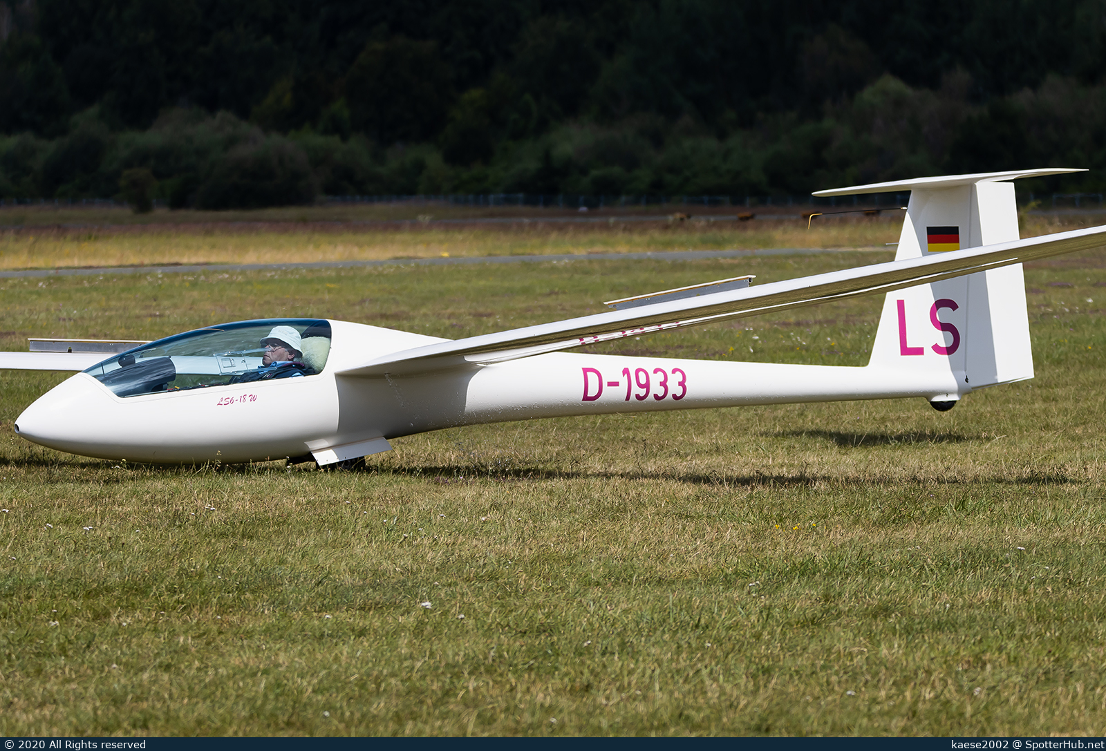Photo of D-9133 - Schleicher K 8B operated by Luftsportverein Biberach