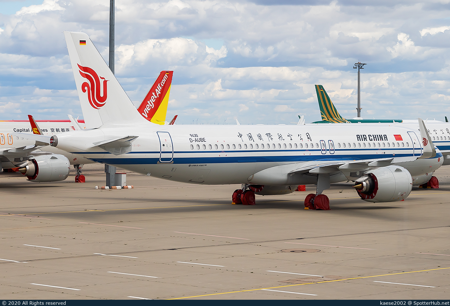 Photo of D-AUBE - Airbus A320-271N operated by Air China