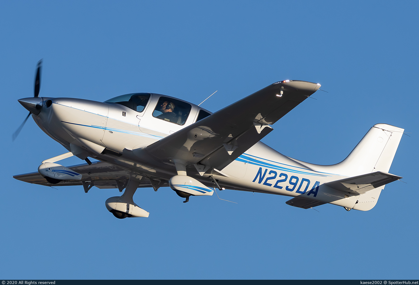 Photo of N229DA - Cirrus SR20 G5 operated by Private