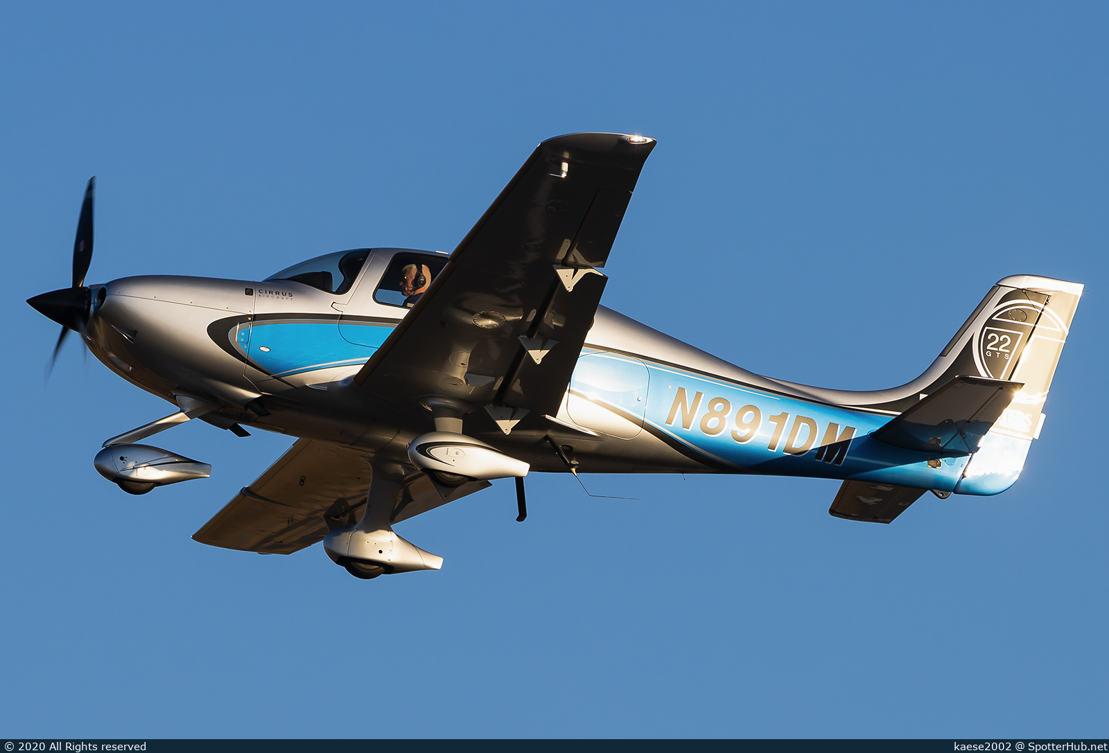Photo of N891DM - Cirrus SR22T G3 GTS operated by Private