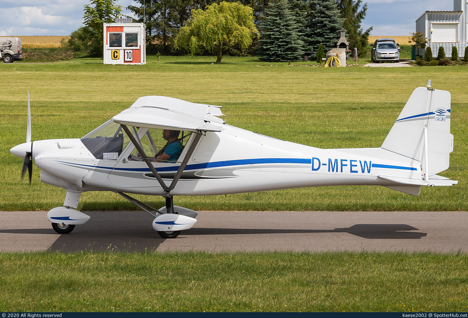 Photo of D-MFEW - Comco Ikarus C42 operated by Private