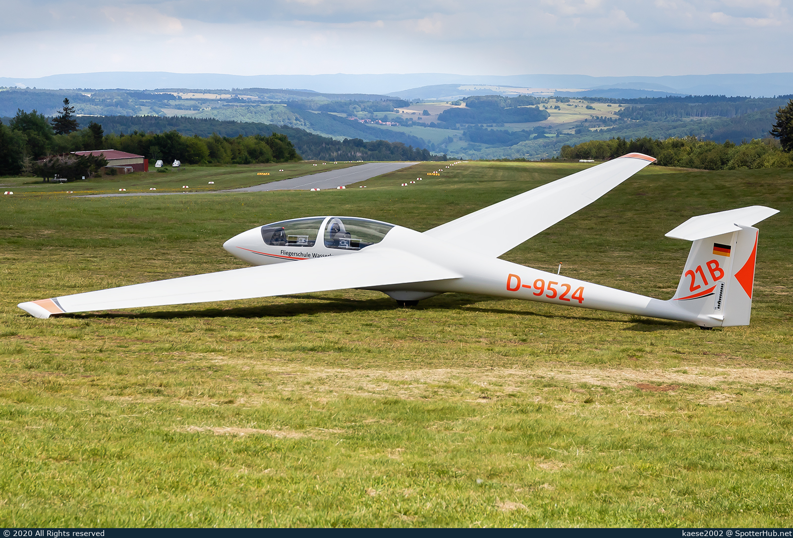 Photo of D-9524 - Schleicher ASK 21B operated by Fliegerschule Wasserkuppe