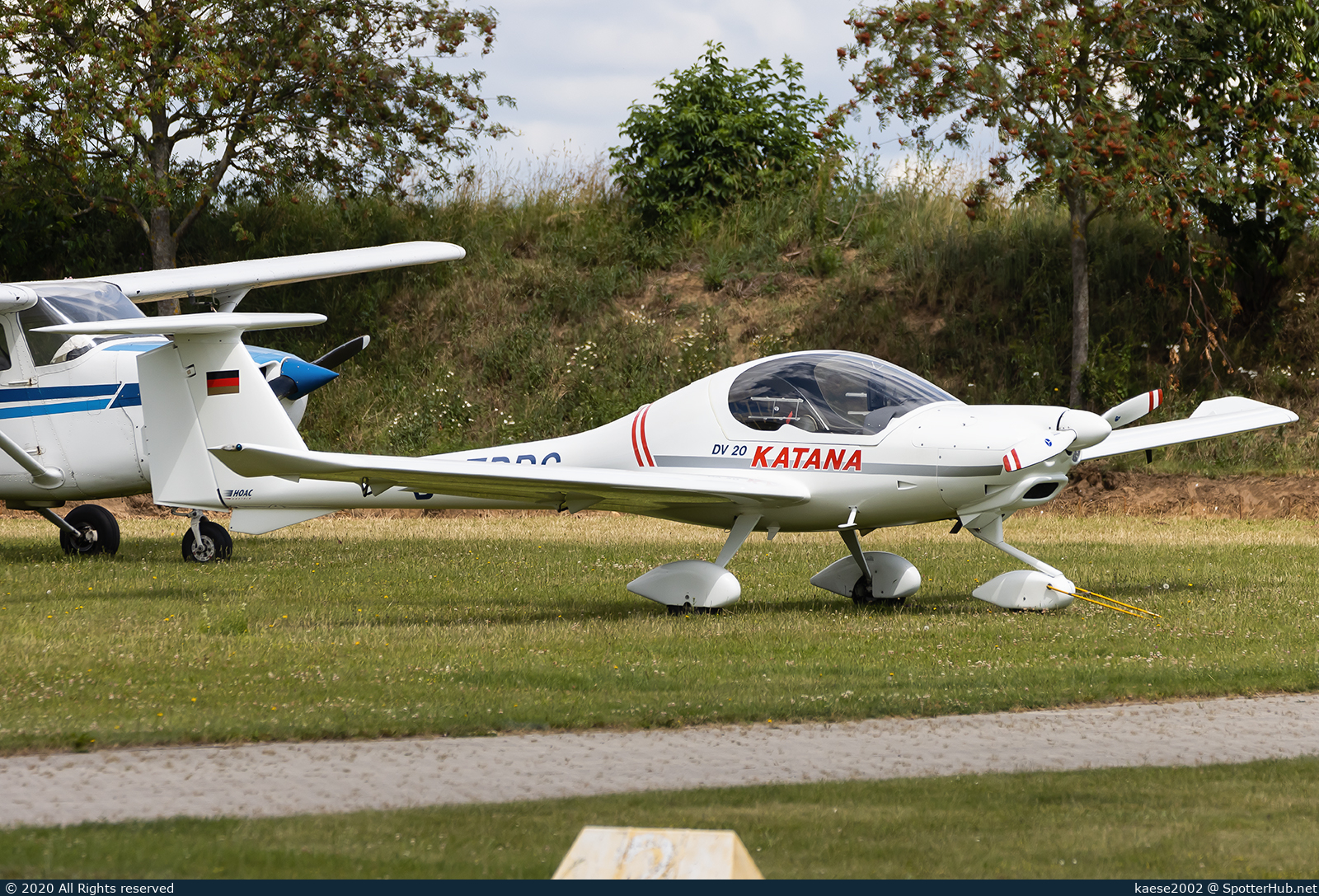 Photo of D-EPBC - Diamond DV20-100 Katana operated by Private