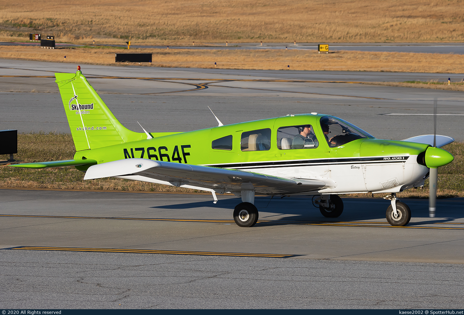 Photo of N7664F - Piper PA-28-181 Archer II operated by SkyBound Aviation