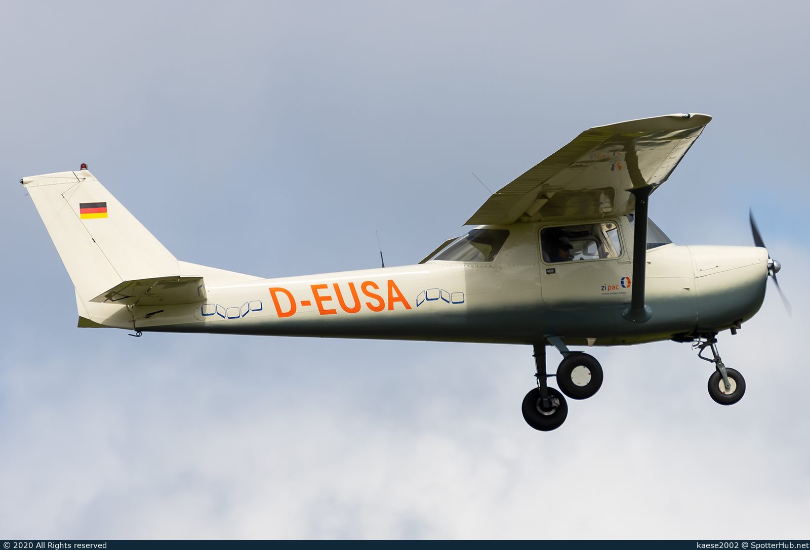 Photo of D-EUSA - Cessna 150H operated by Luftsport-Club Fassberg