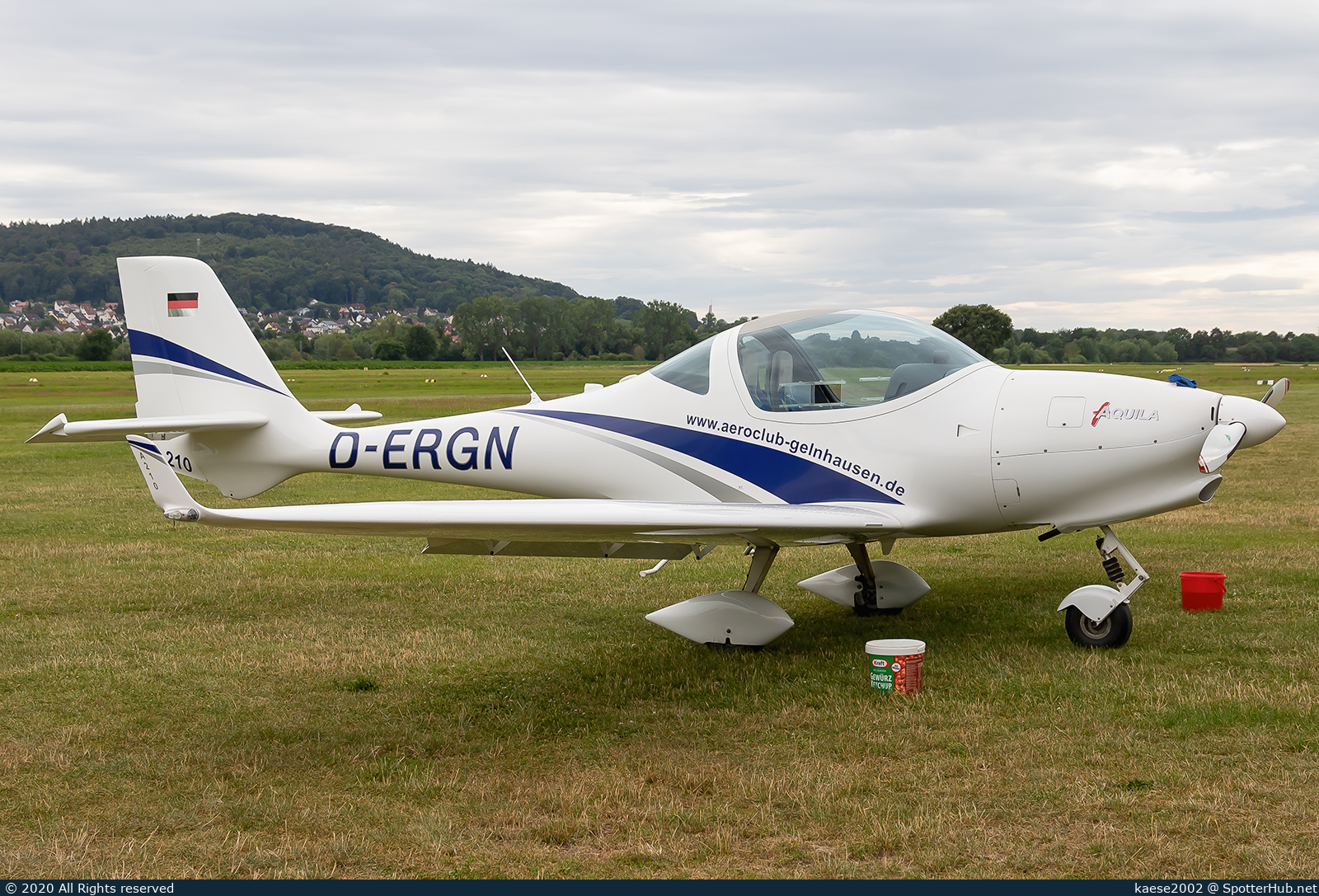 Photo of D-ERGN - Aquila A210 operated by Aero-Club Gelnhausen