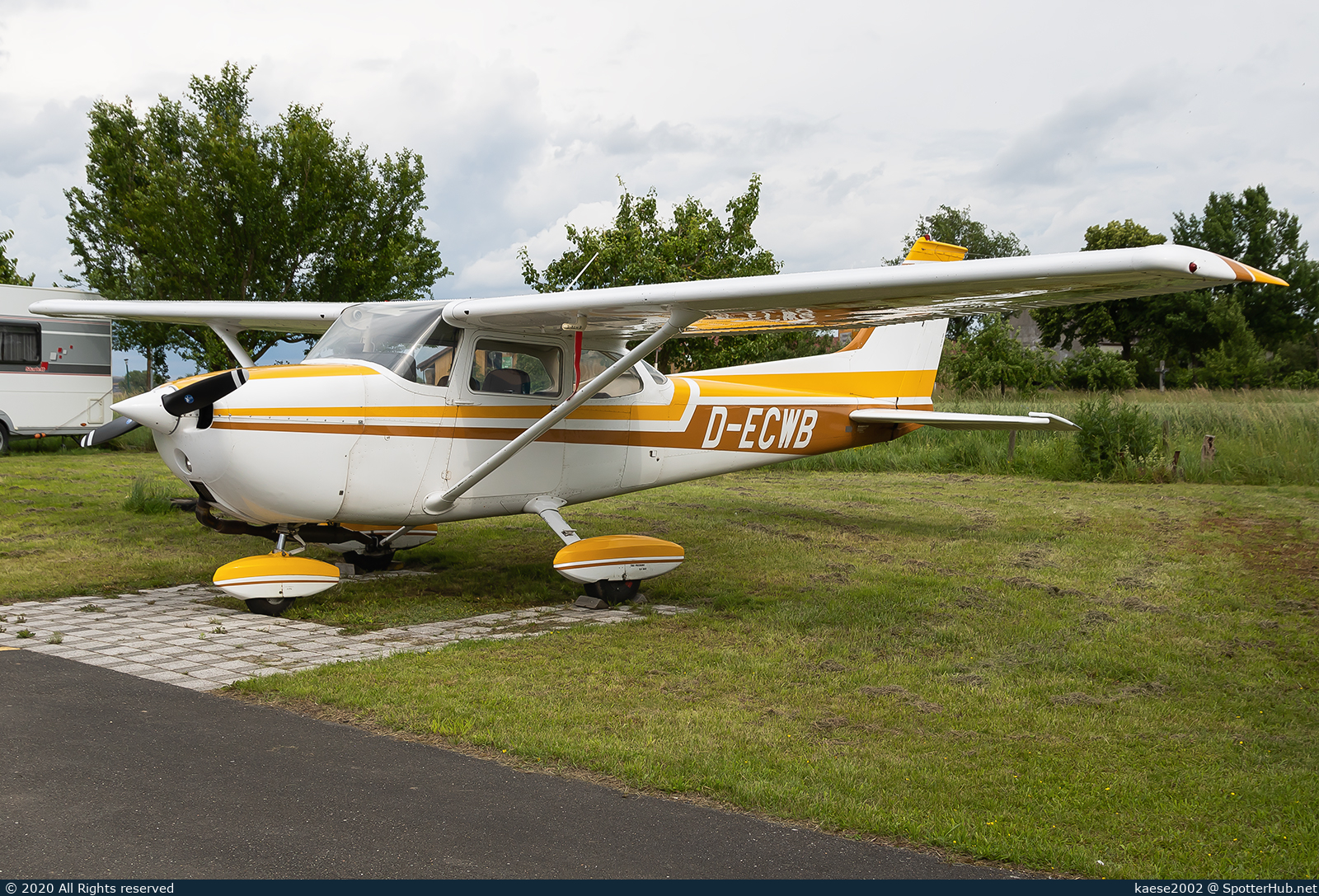 Photo of D-ECWB - Reims-Cessna F172M Skyhawk operated by Rieser Flugsportverein