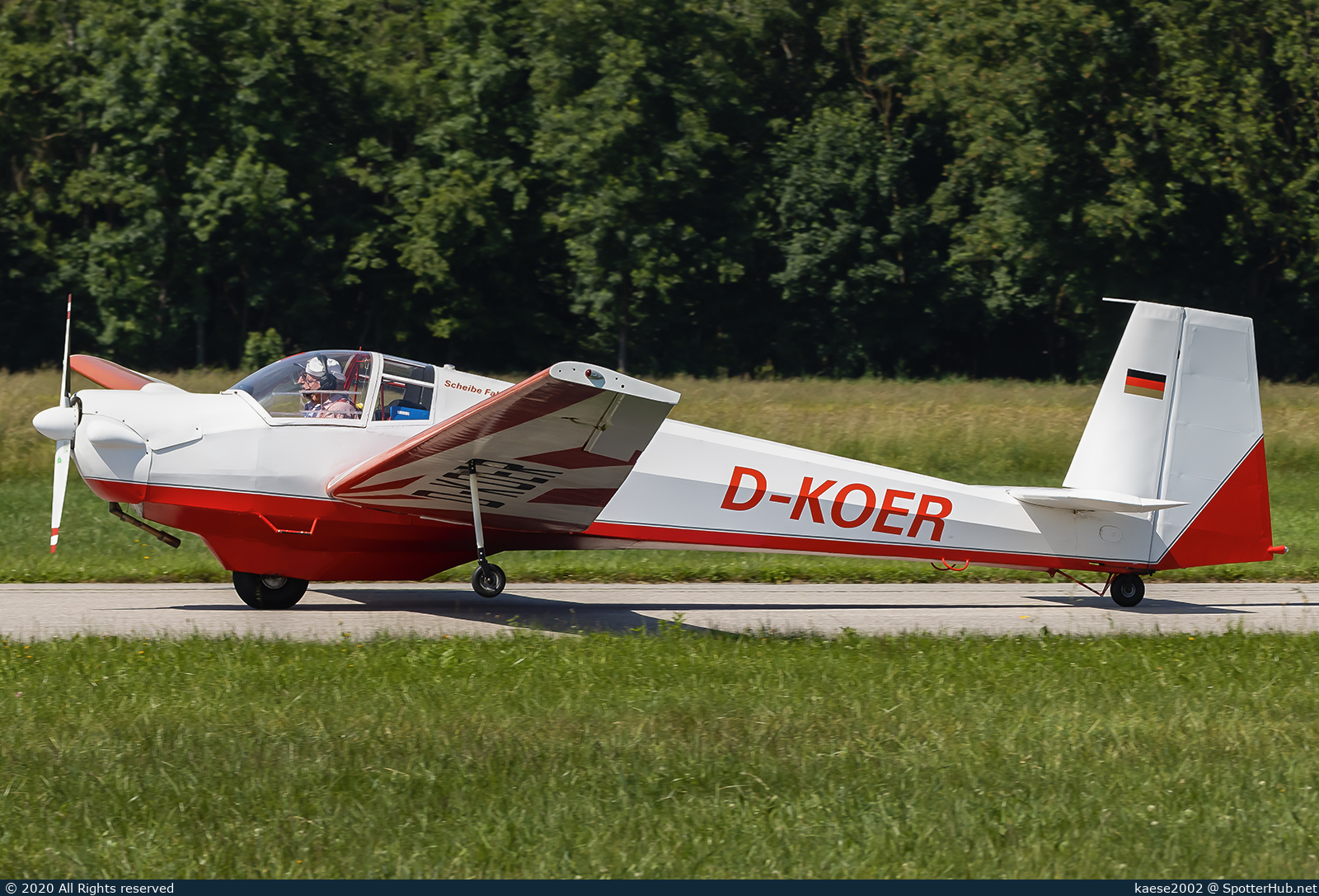 Photo of D-KOER - Scheibe SF 25C Falke operated by Fliegerclub Mühldorf