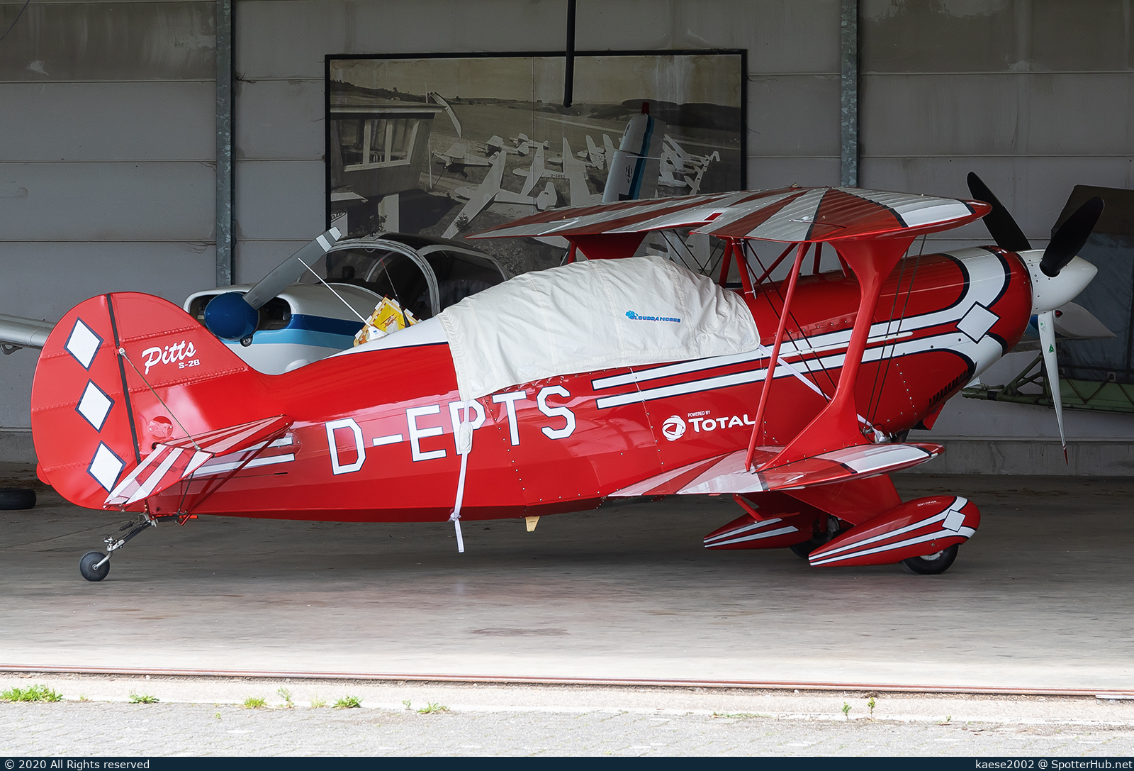 Photo of D-EPTS - Pitts S-2B Special operated by Private
